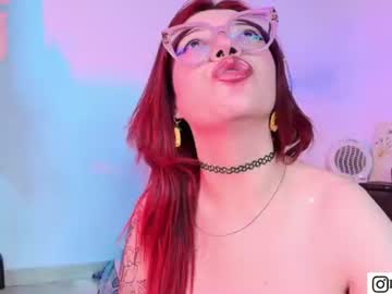 Isabella Ferrer 🎀🫰🏻 video